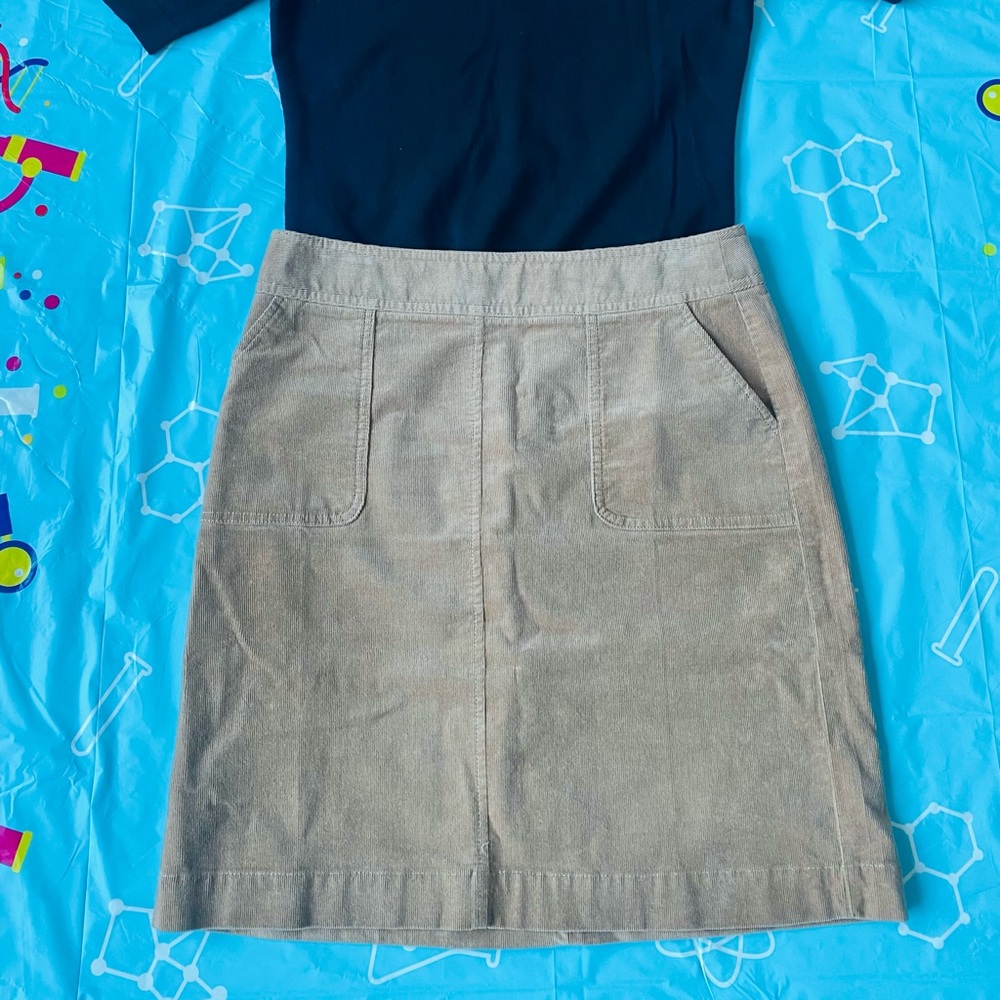 Corduroy skirt, caramel color, size 8P